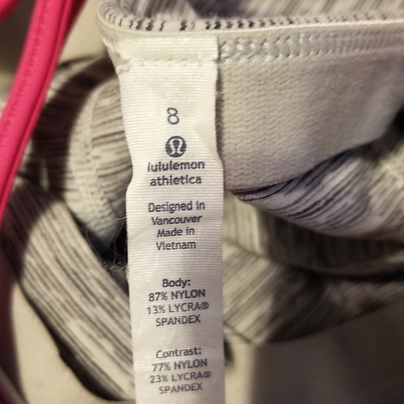 Lululemon Tank Top Strappy Back Shelf Bra Abstract Striped Color Light Gray/Pink - Picture 5 of 6